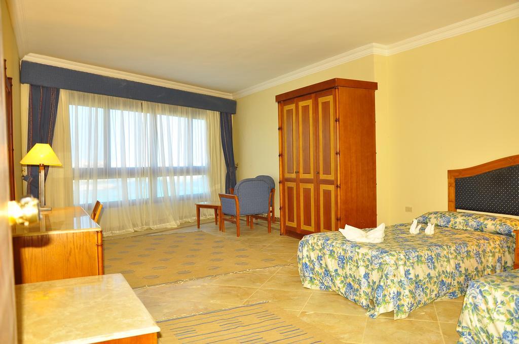 Alia Beach Resort Hurghada Bilik gambar