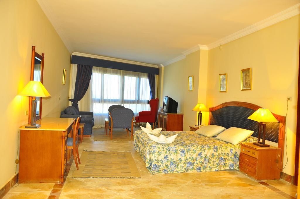 Alia Beach Resort Hurghada Bilik gambar