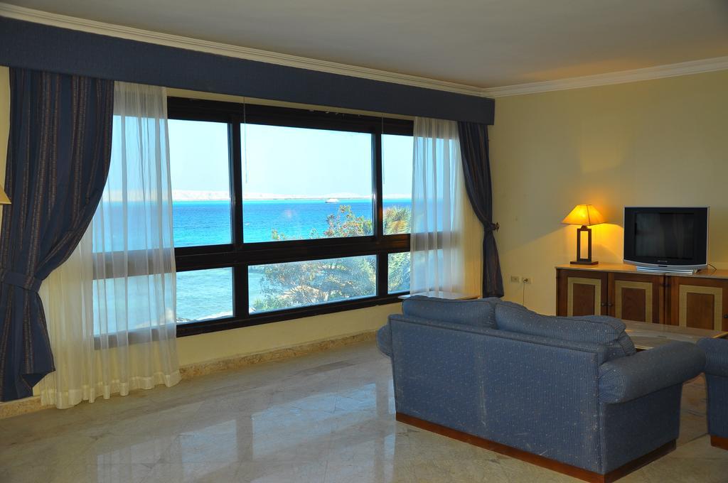 Alia Beach Resort Hurghada Bilik gambar